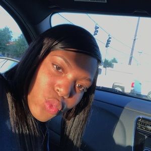 Meet your Posher, Tiana